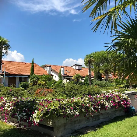 Corte Del Sole Costa Nord Adriatica * アプリーリア・マリッティマ